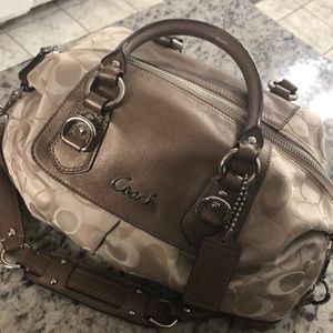 Coach shoulder bag